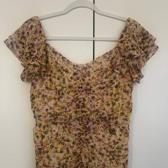 ASTR The Label Ruffle Rushed Mini Dress - Picture 6 of 12